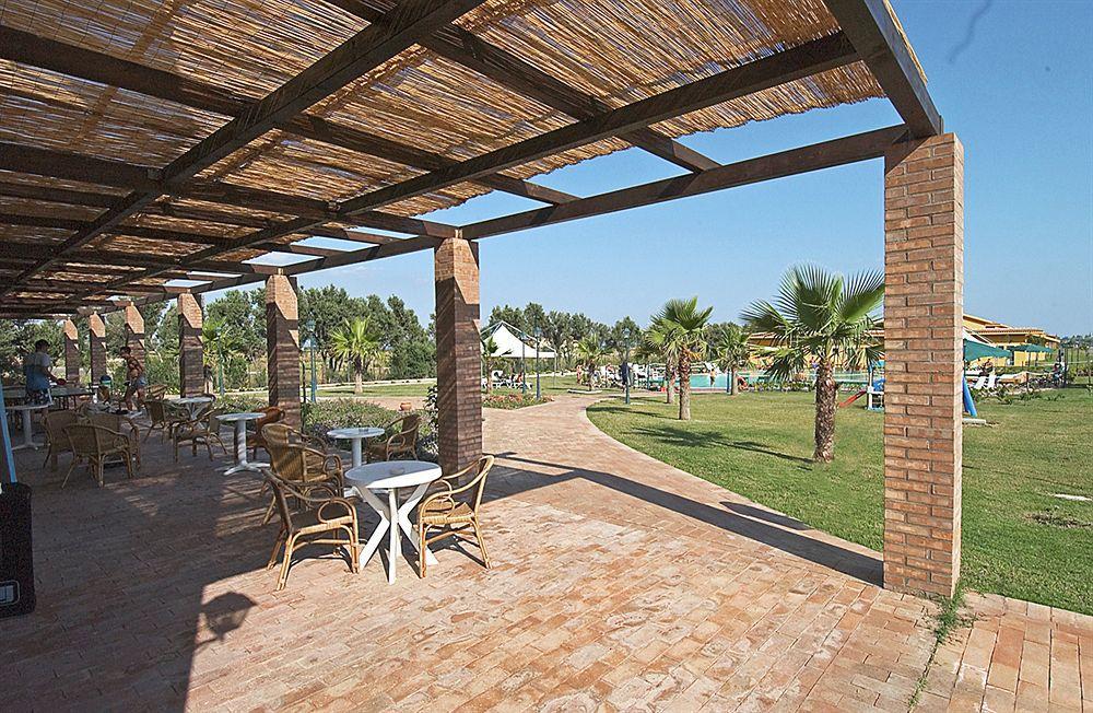 Marina Del Marchese Beach Resort Botricello Ngoại thất bức ảnh