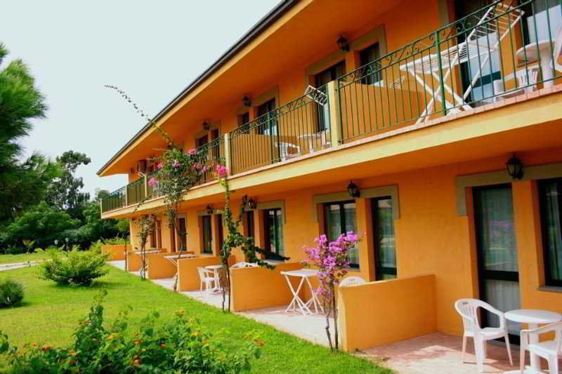 Marina Del Marchese Beach Resort Botricello Ngoại thất bức ảnh