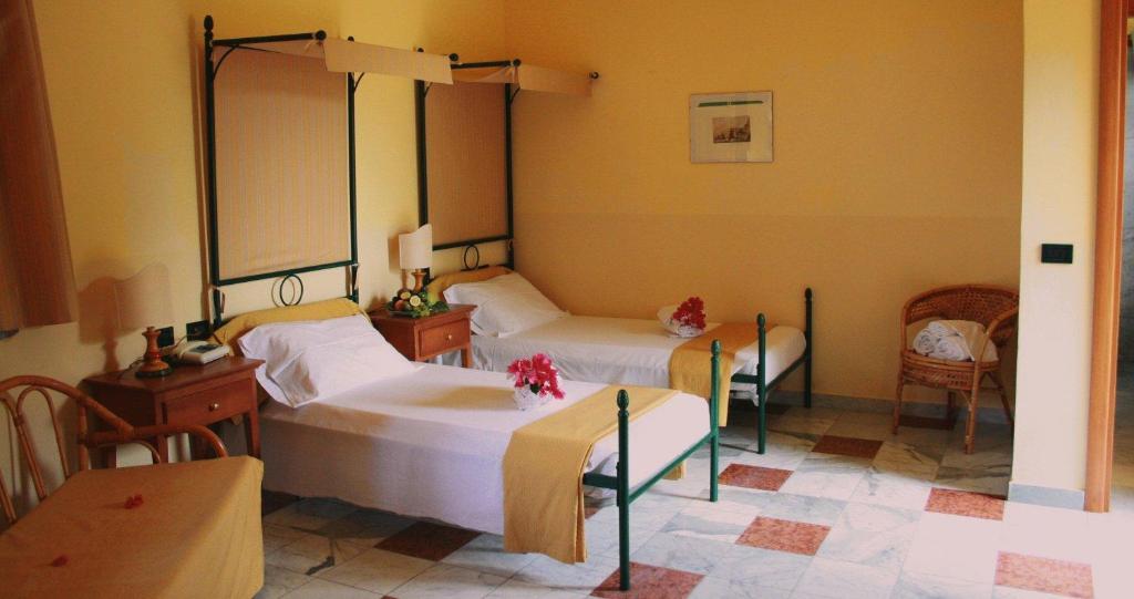 Marina Del Marchese Beach Resort Botricello Ngoại thất bức ảnh