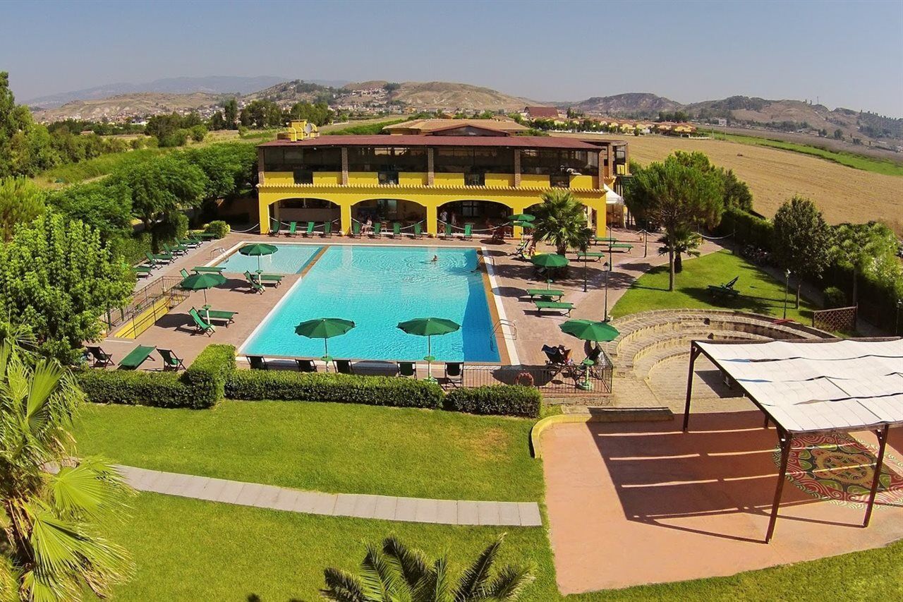 Marina Del Marchese Beach Resort Botricello Ngoại thất bức ảnh